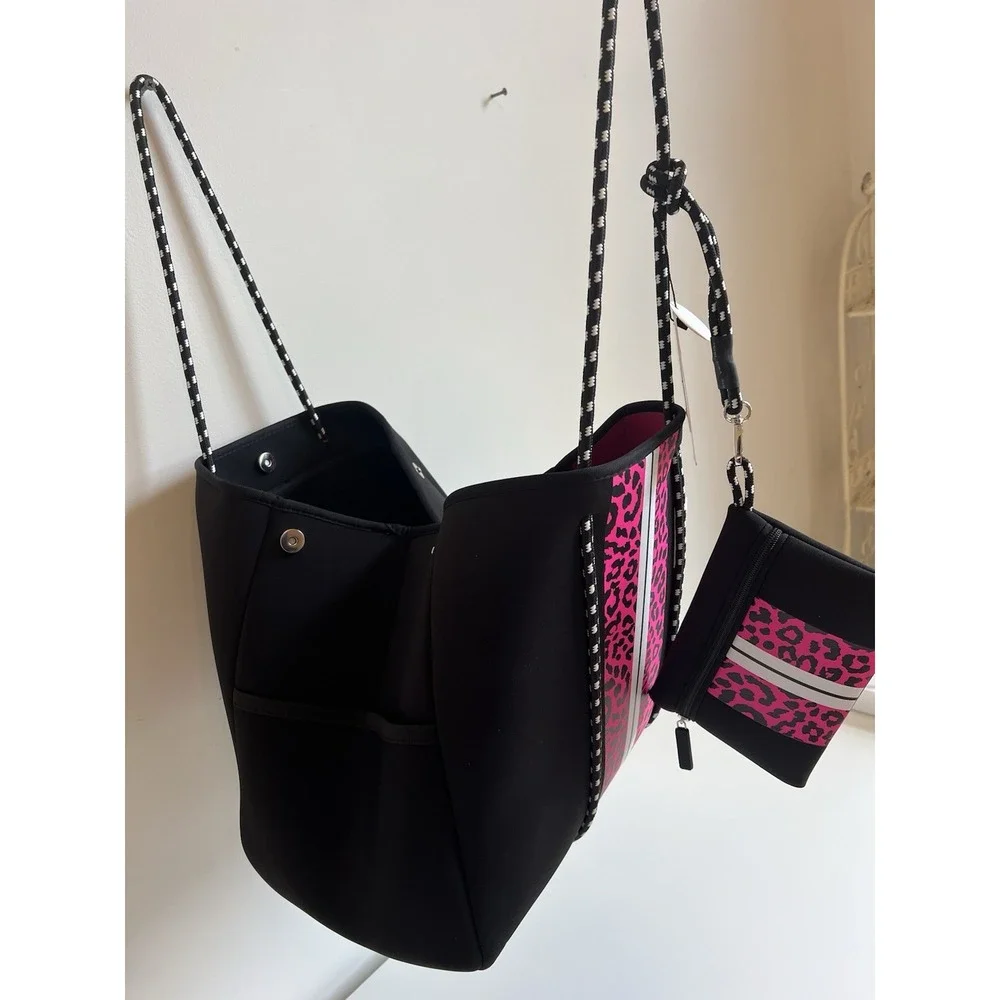Jen & Co Neo Collective Neoprene Tote Bag NWT‎ Animal Print Black Pink